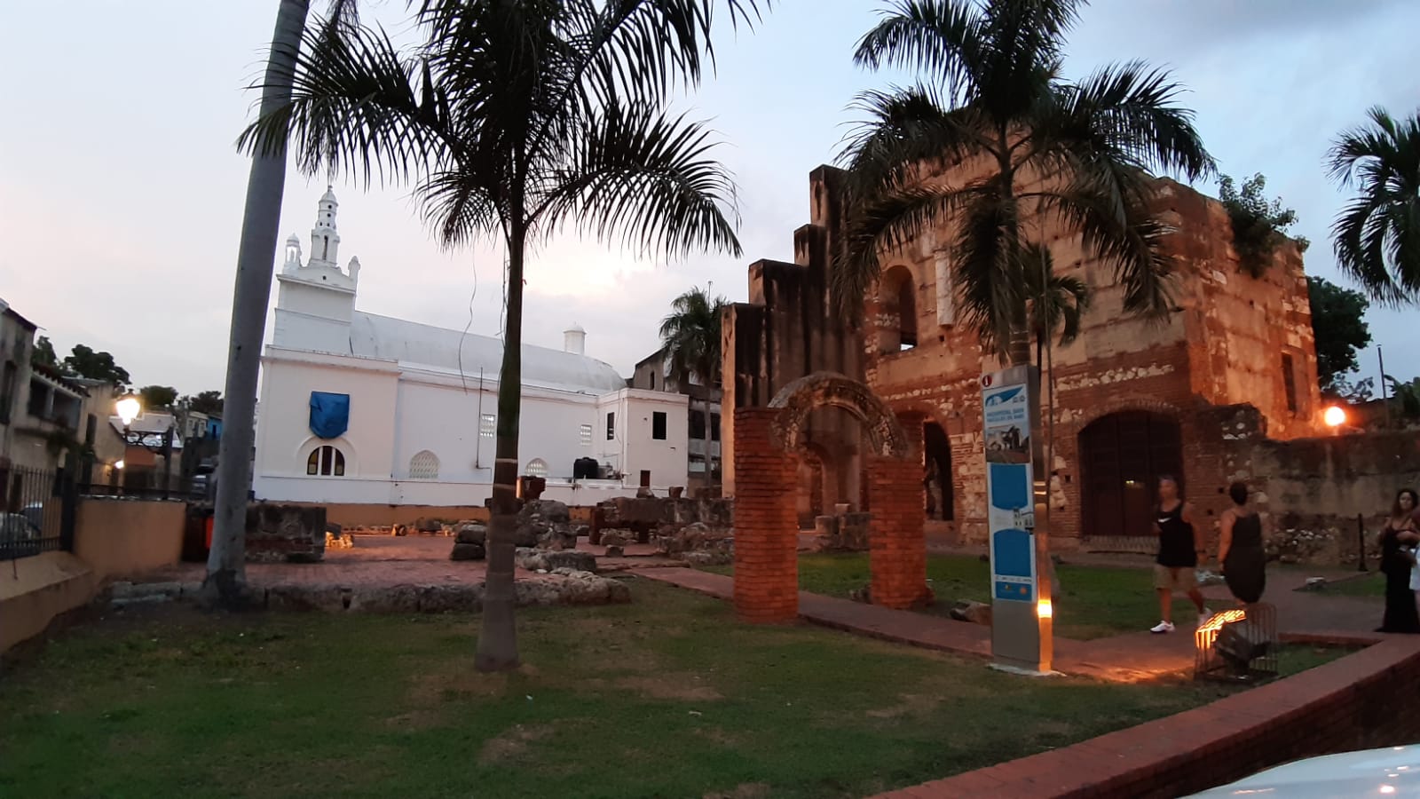 Hospital de San Nicolás de Bari (remains) by Alessio Lorusso - 02.jpeg